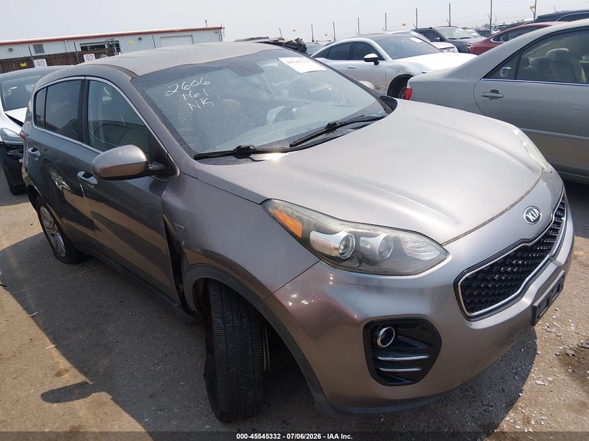 Photo of the 2018 KIA SPORTAGE LX