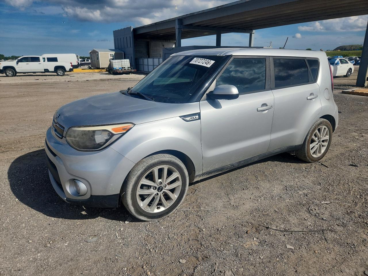 Photo of the 2019 KIA SOUL +