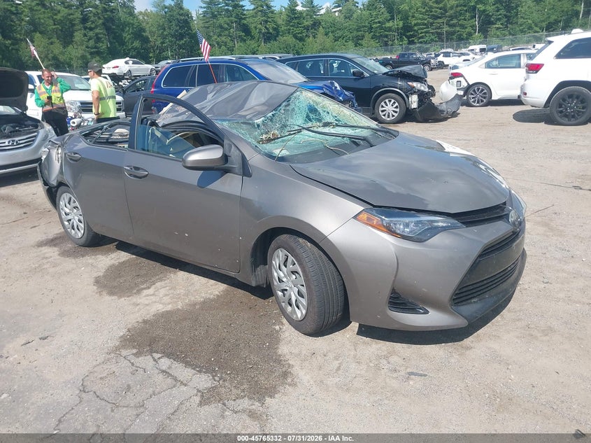 Photo of the 2018 TOYOTA COROLLA LE
