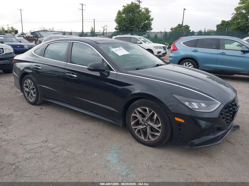 Photo of the 2021 HYUNDAI SONATA SEL