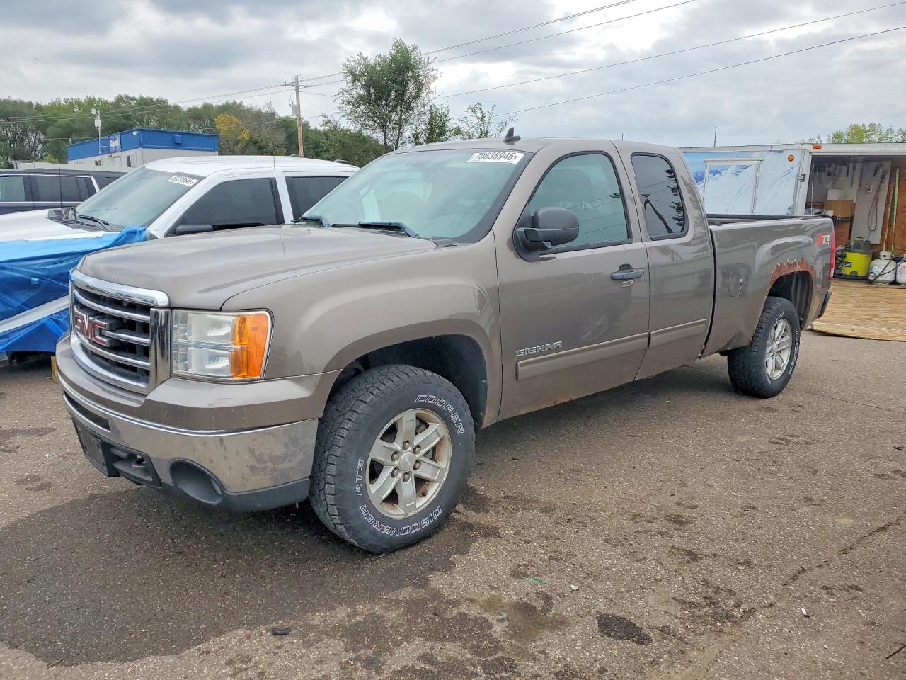Photo of the 2012 GMC SIERRA K1500 SLE