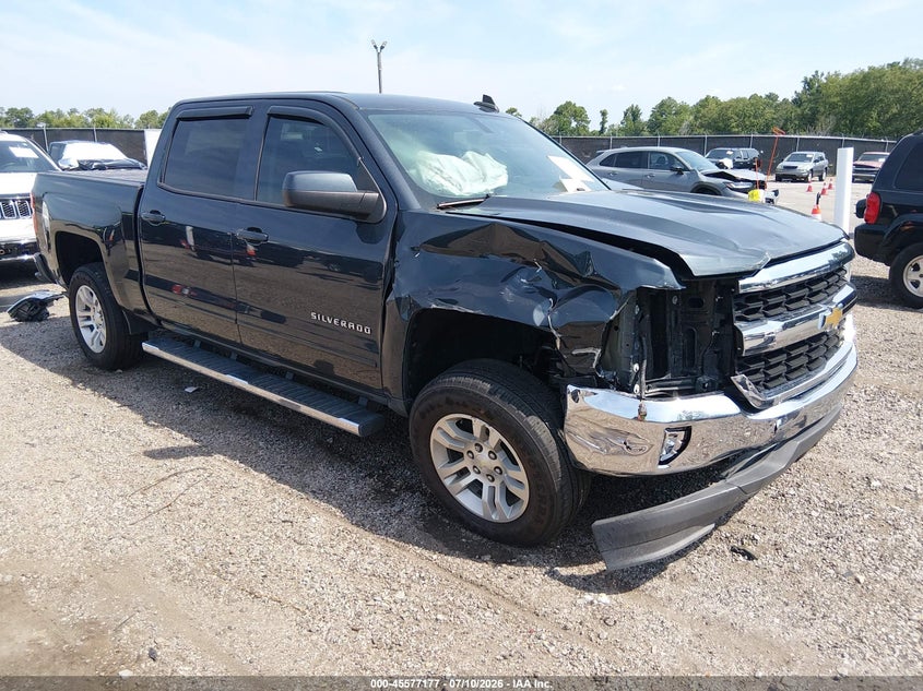 Photo of the 2018 CHEVROLET SILVERADO 1500 1LT