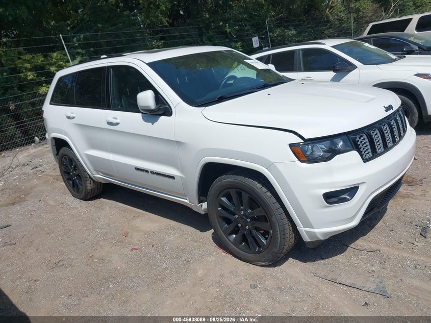 Photo of the 2019 JEEP GRAND CHEROKEE ALTITUDE 4X4