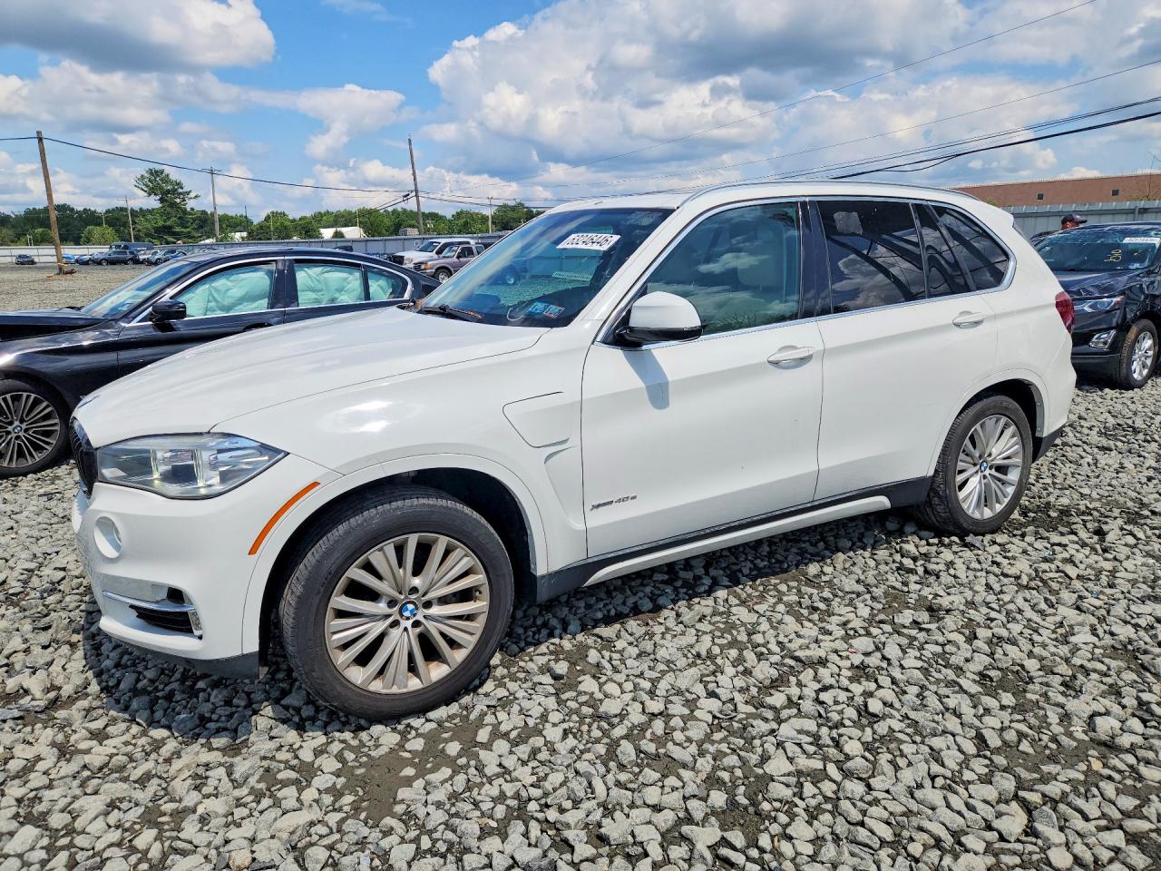 Photo of the 2016 BMW X5 XDR40E