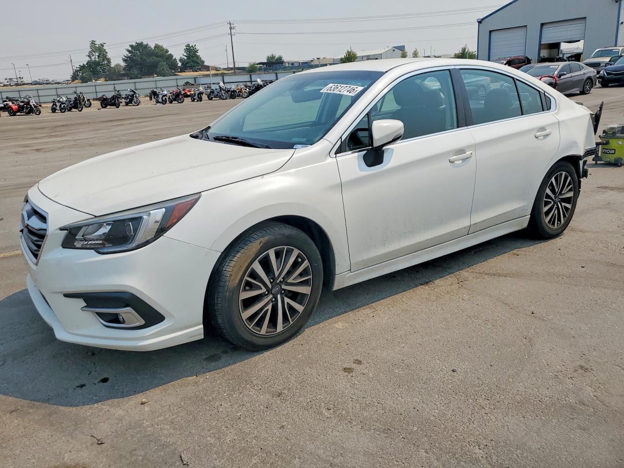 Photo of the 2018 SUBARU LEGACY 2.5I PREMIUM