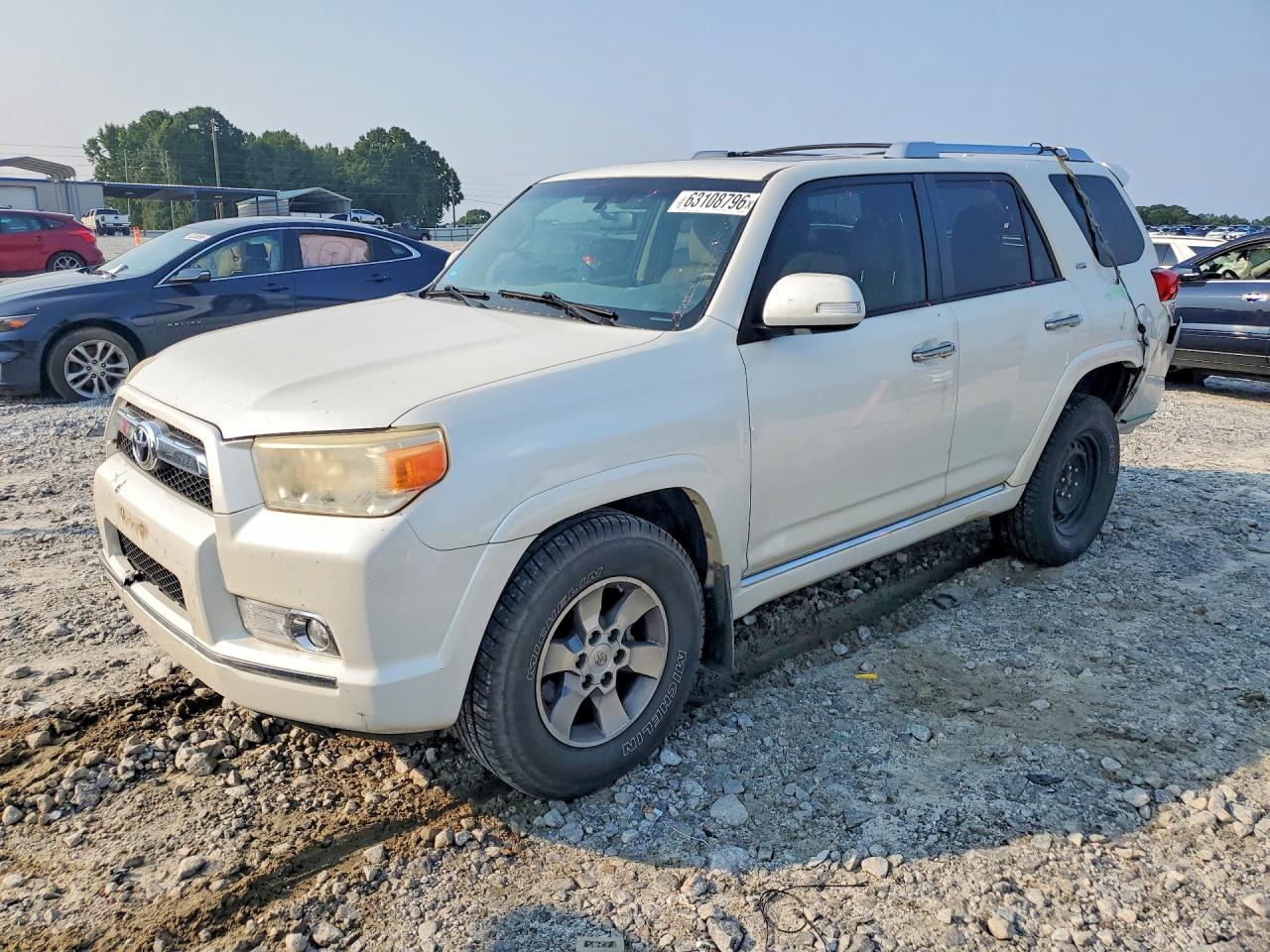 Photo of the 2012 TOYOTA 4RUNNER SR5