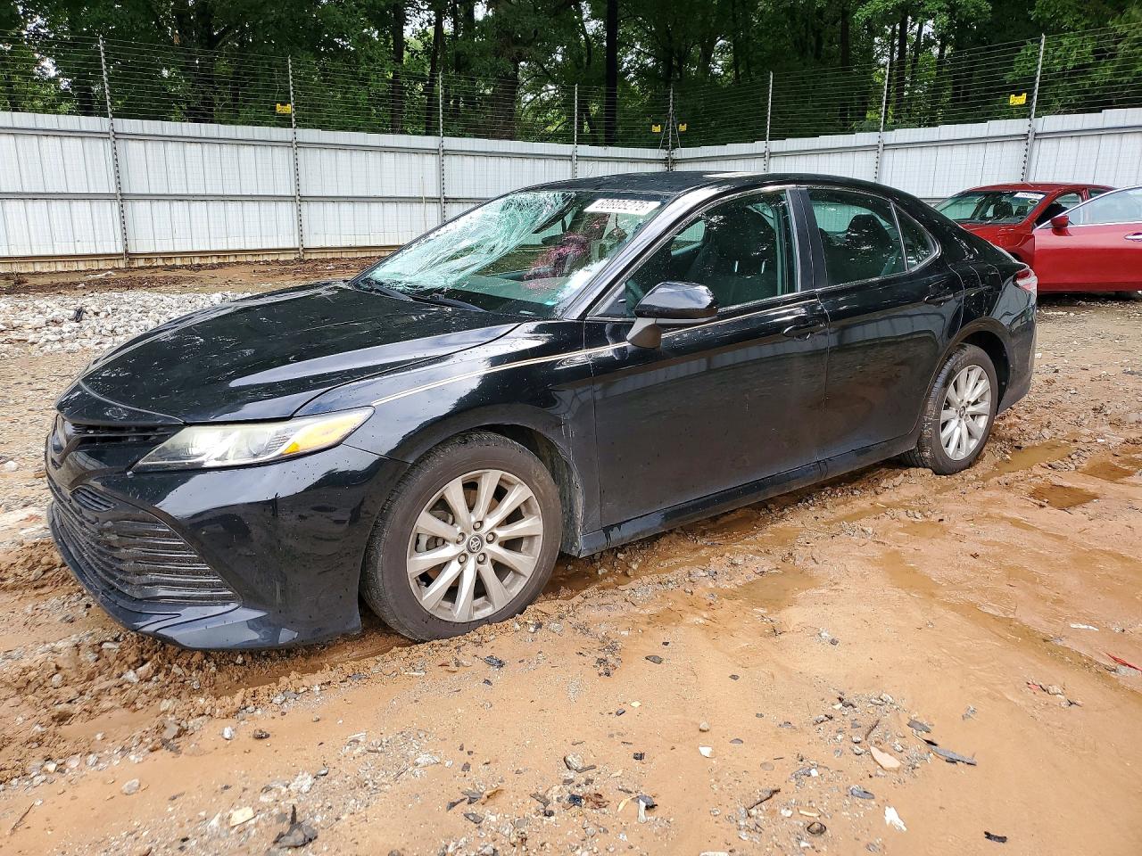 Photo of the 2020 TOYOTA CAMRY LE