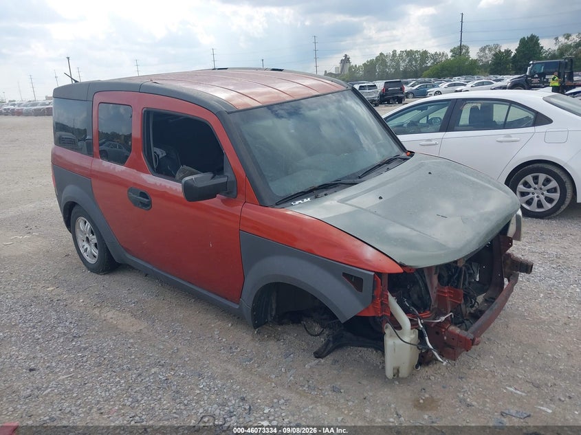 Photo of the 2004 HONDA ELEMENT EX