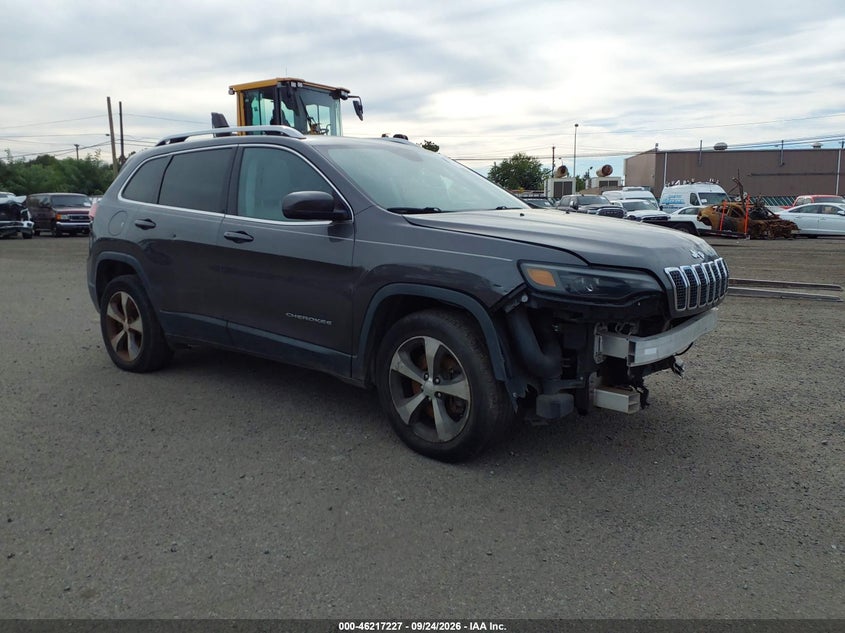 Photo of the 2019 JEEP CHEROKEE LIMITED 4X4