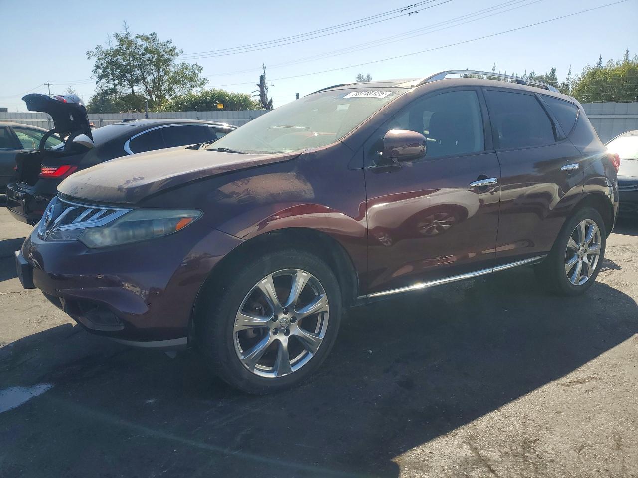 Photo of the 2014 NISSAN MURANO LE