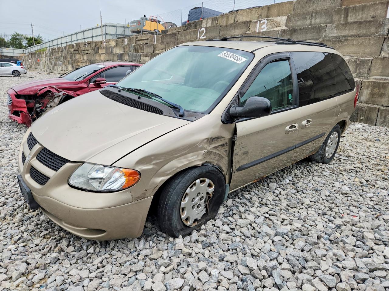 Photo of the 2003 CHRYSLER VOYAGER LX