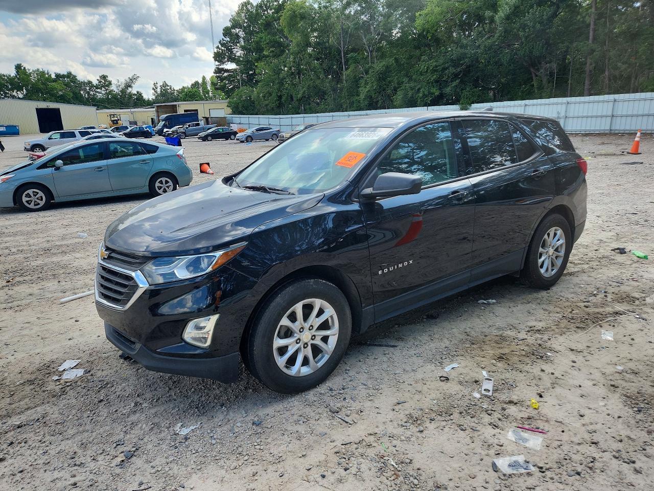 Photo of the 2019 CHEVROLET EQUINOX LS