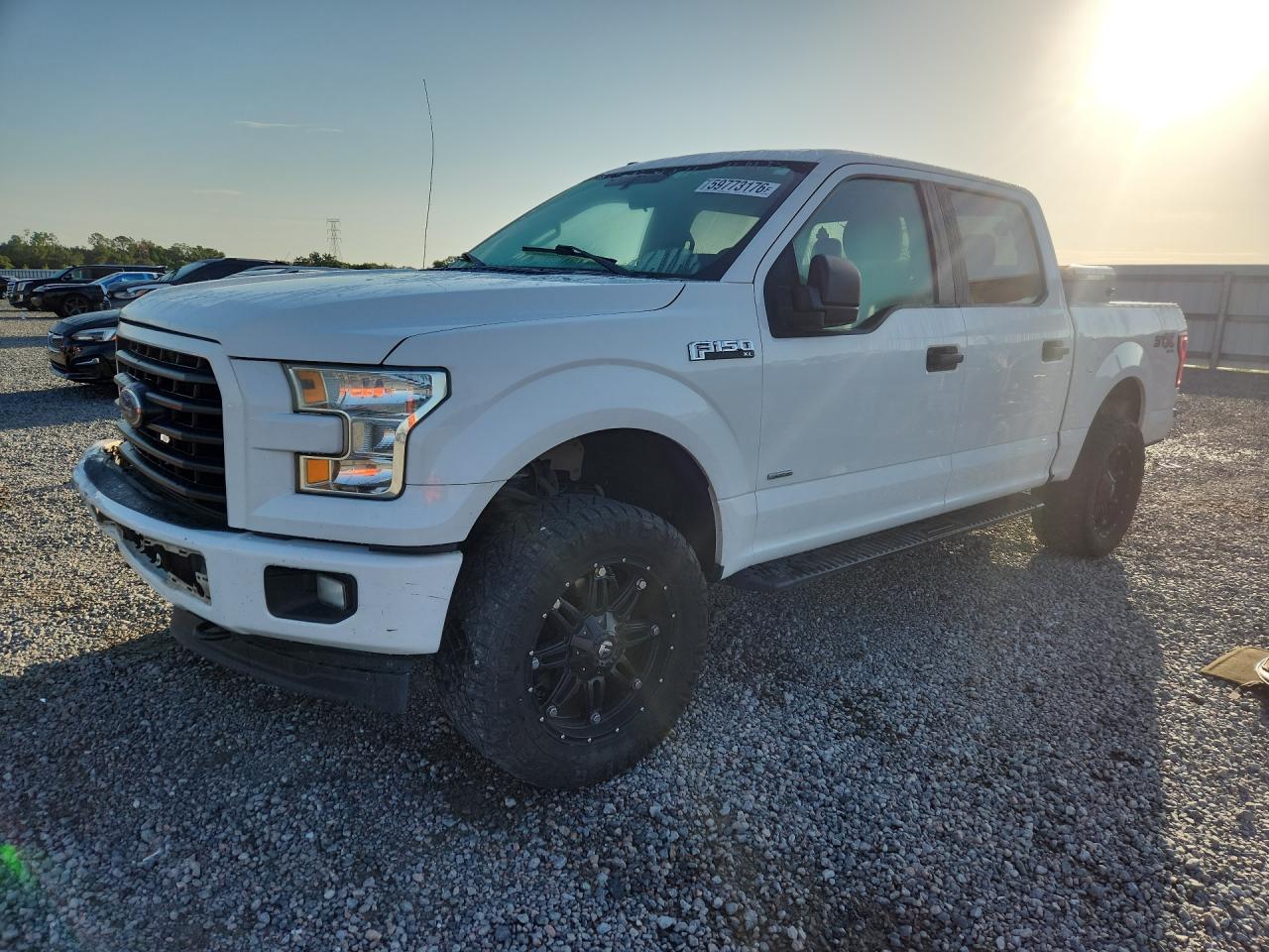 Photo of the 2017 FORD F150 SUPERCREW