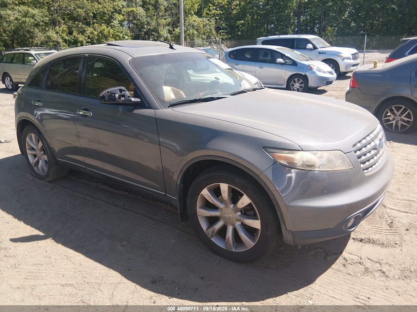 Photo of the 2005 INFINITI FX35
