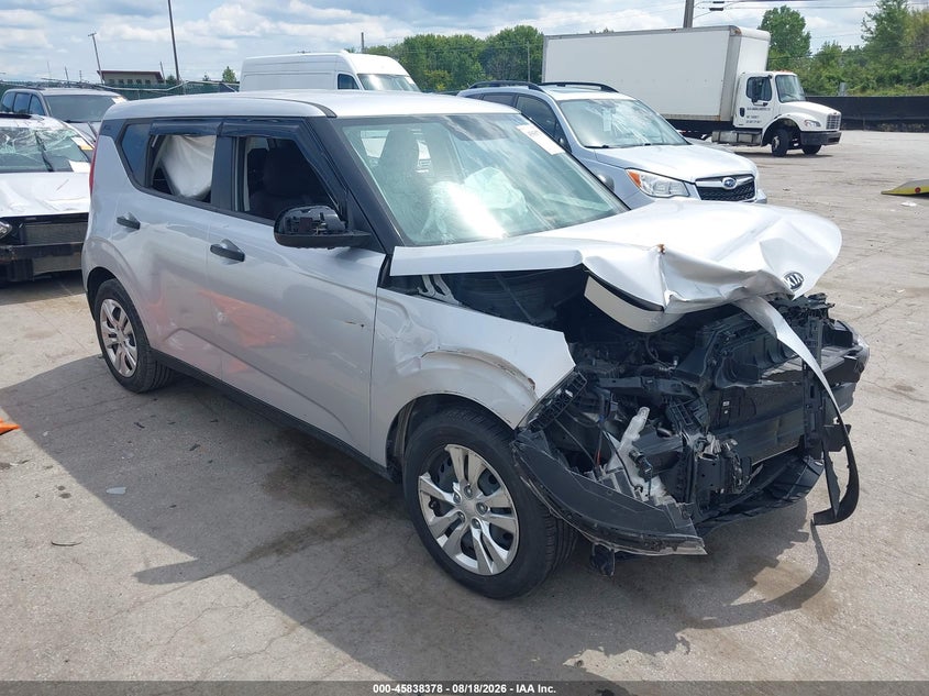 Photo of the 2020 KIA SOUL LX