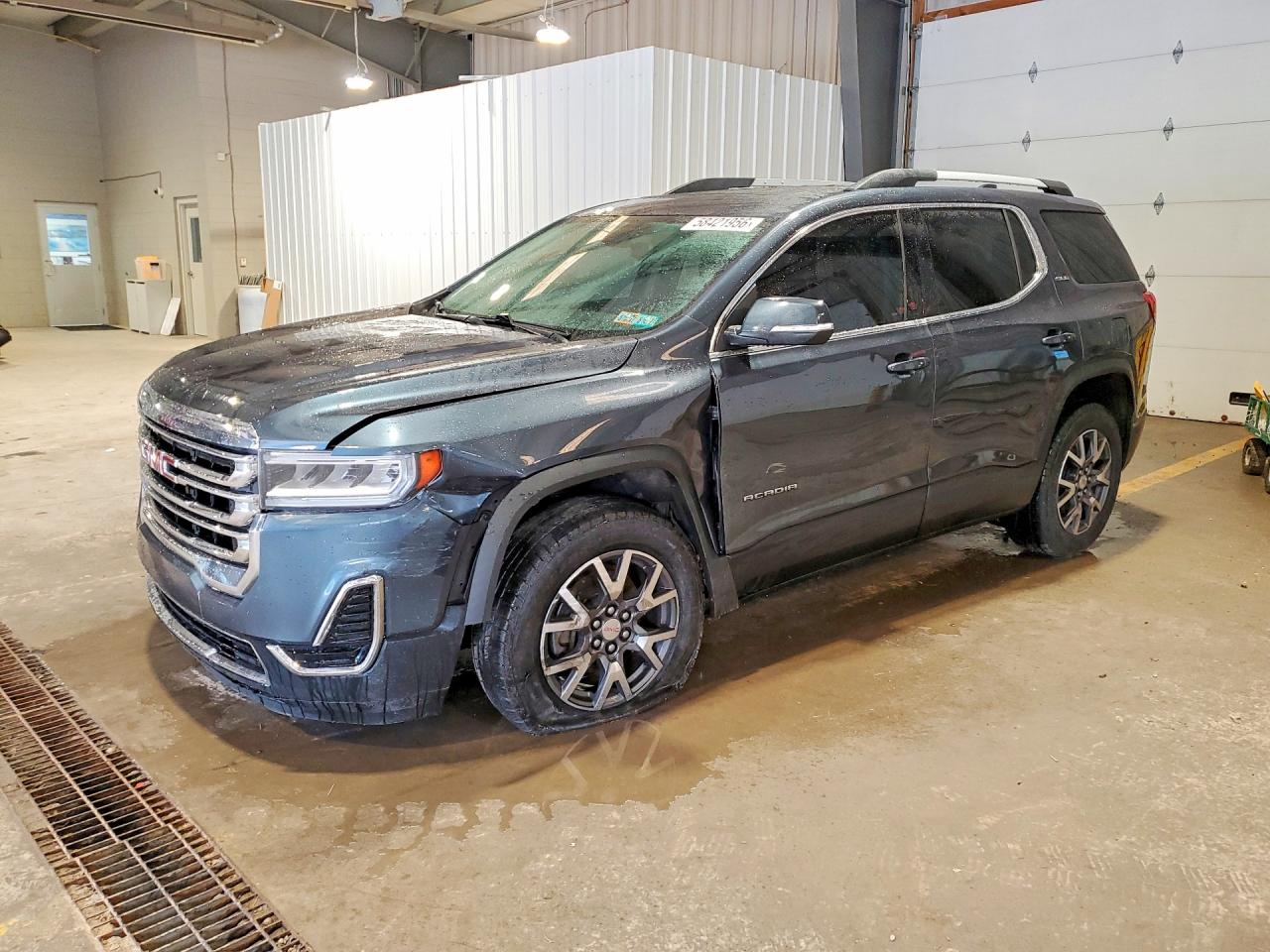 Photo of the 2020 GMC ACADIA SLE