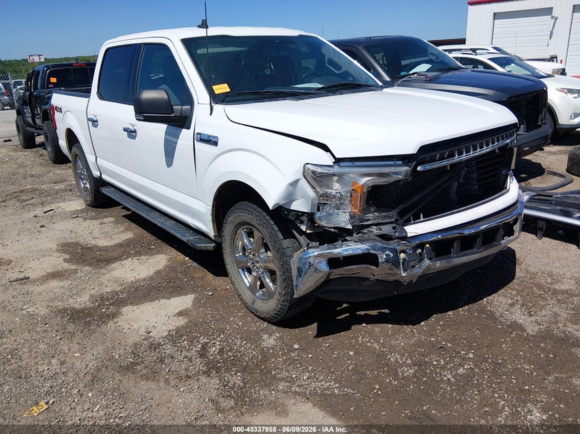 Photo of the 2020 FORD F-150 XLT