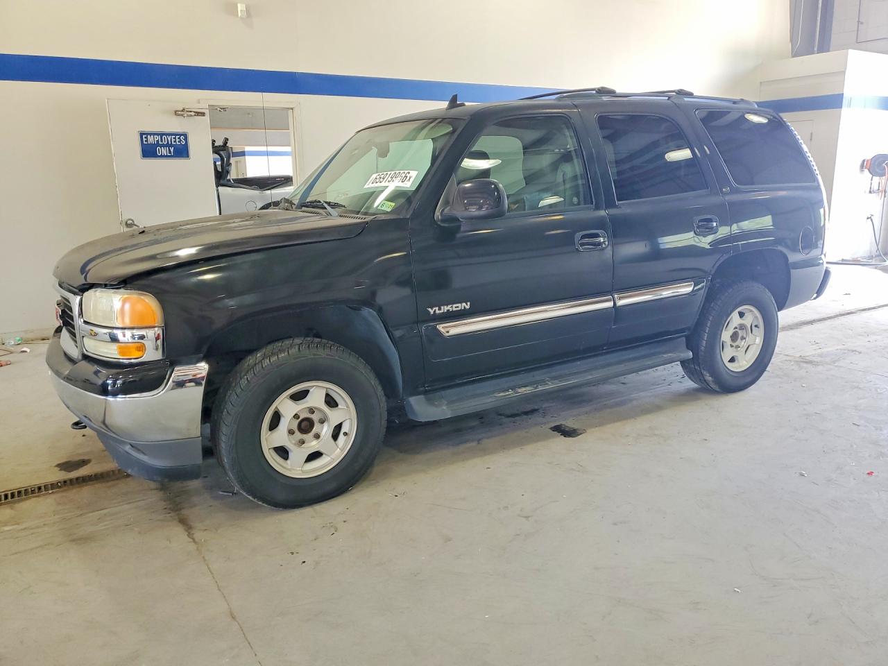 Photo of the 2006 GMC YUKON