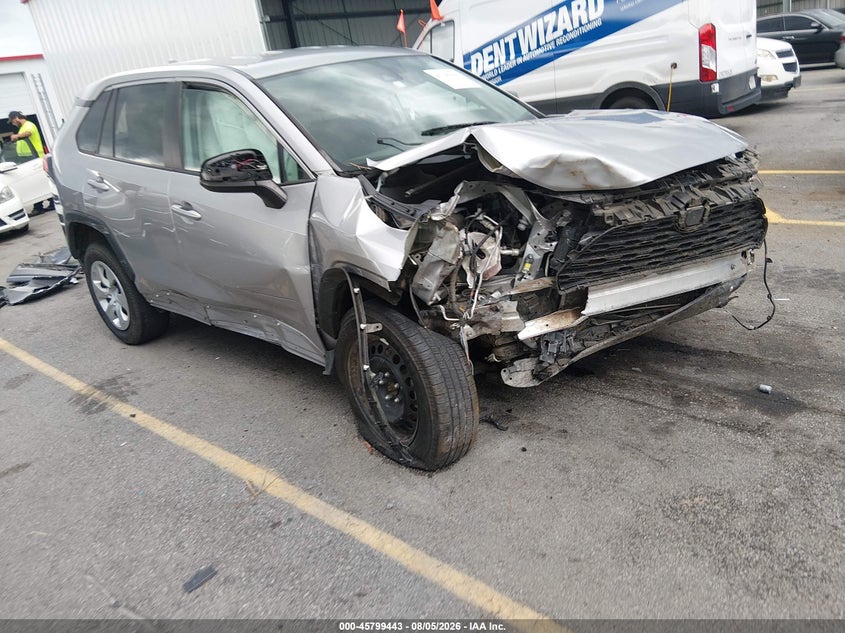Photo of the 2022 TOYOTA RAV4 LE