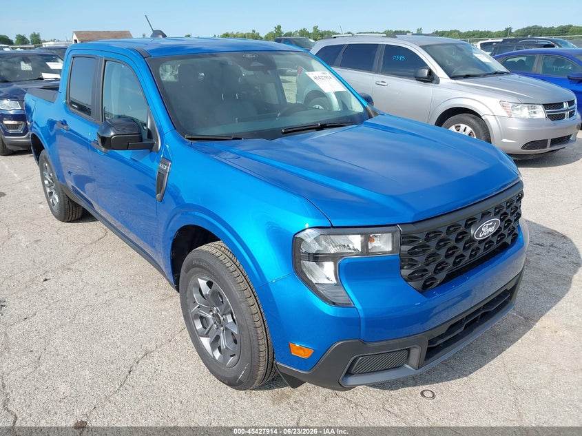Photo of the 2026 FORD MAVERICK XLT