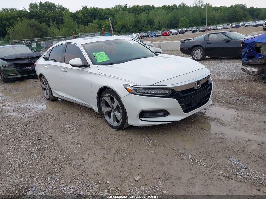 Photo of the 2018 HONDA ACCORD TOURING 2.0T