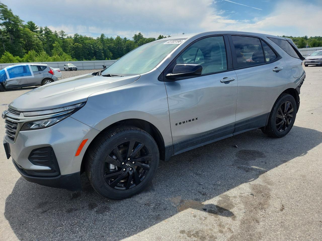 Photo of the 2024 CHEVROLET EQUINOX