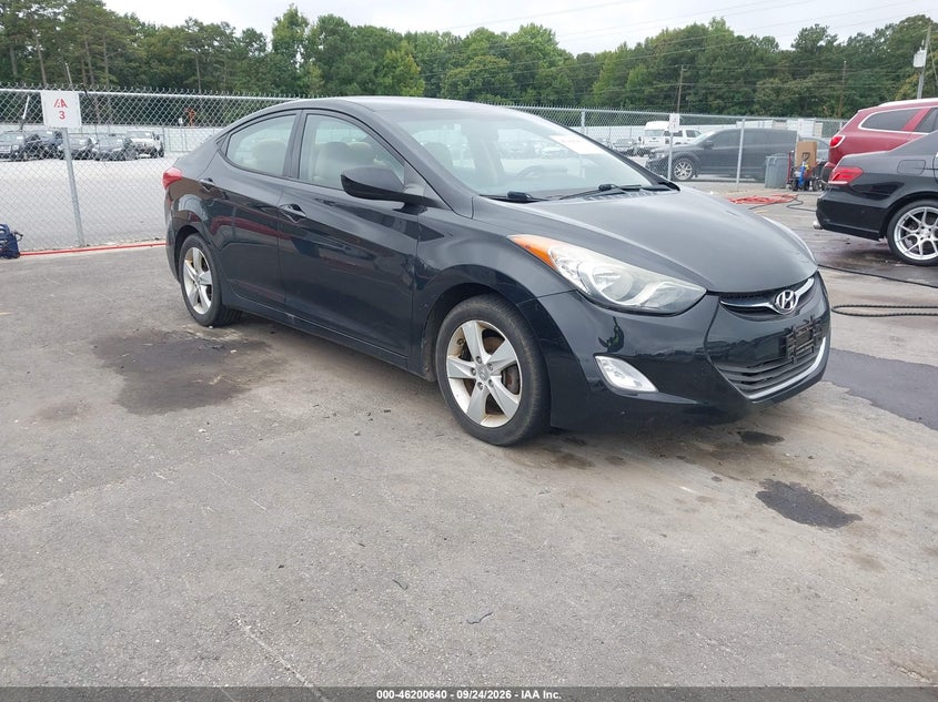 Photo of the 2013 HYUNDAI ELANTRA GLS
