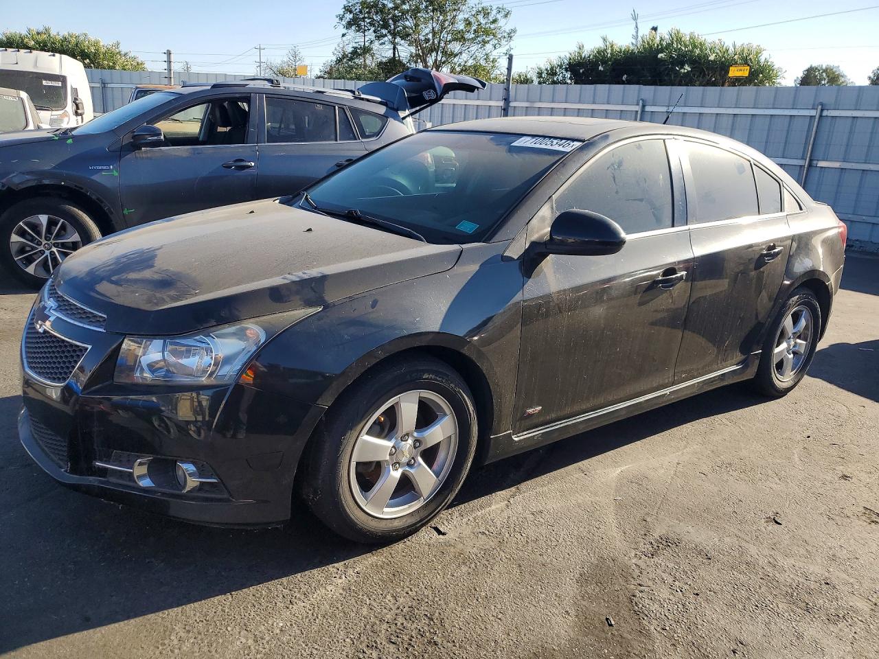 Photo of the 2014 CHEVROLET CRUZE LT