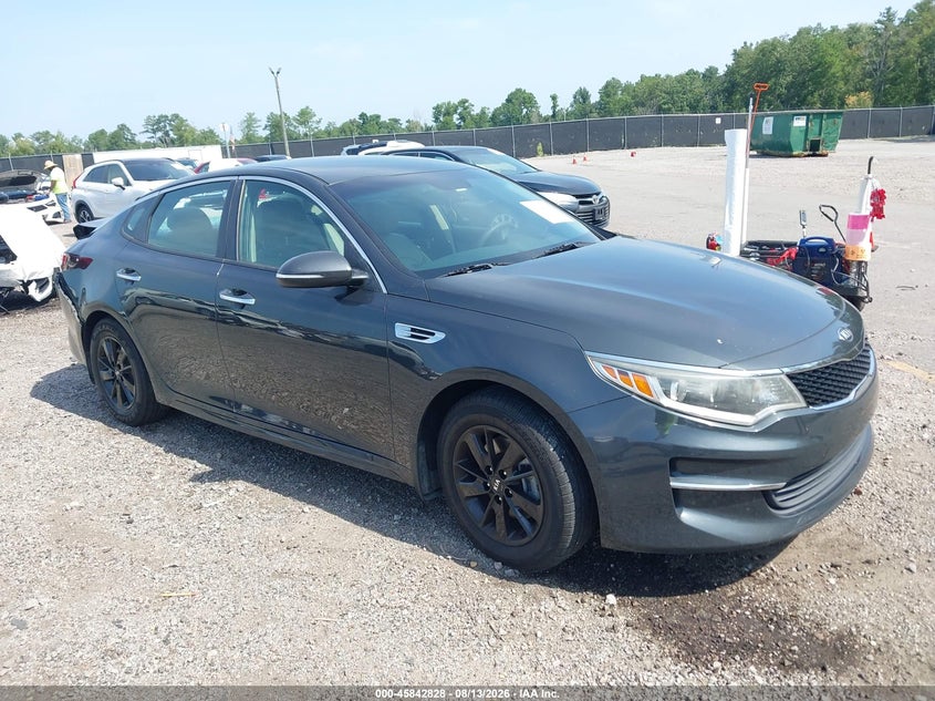 Photo of the 2016 KIA OPTIMA LX