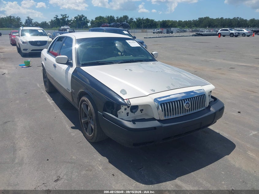 Photo of the 2003 MERCURY GRAND MARQUIS GS
