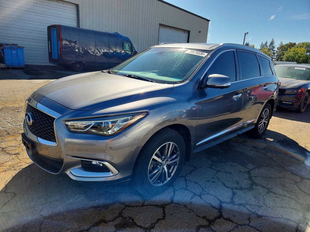 Photo of the 2016 INFINITI QX60 BASE