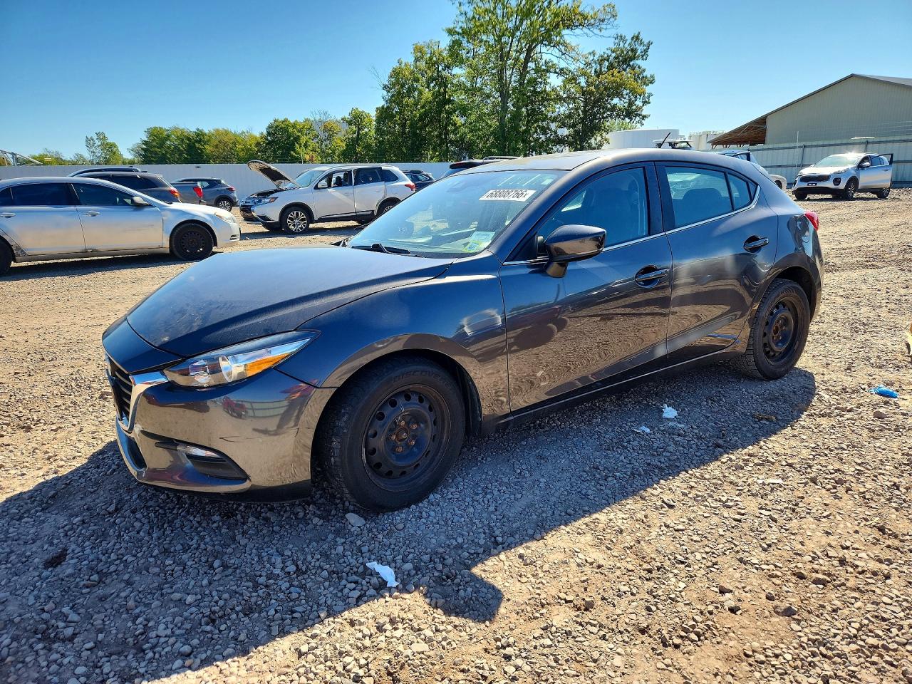 Photo of the 2017 MAZDA 3 TOURING