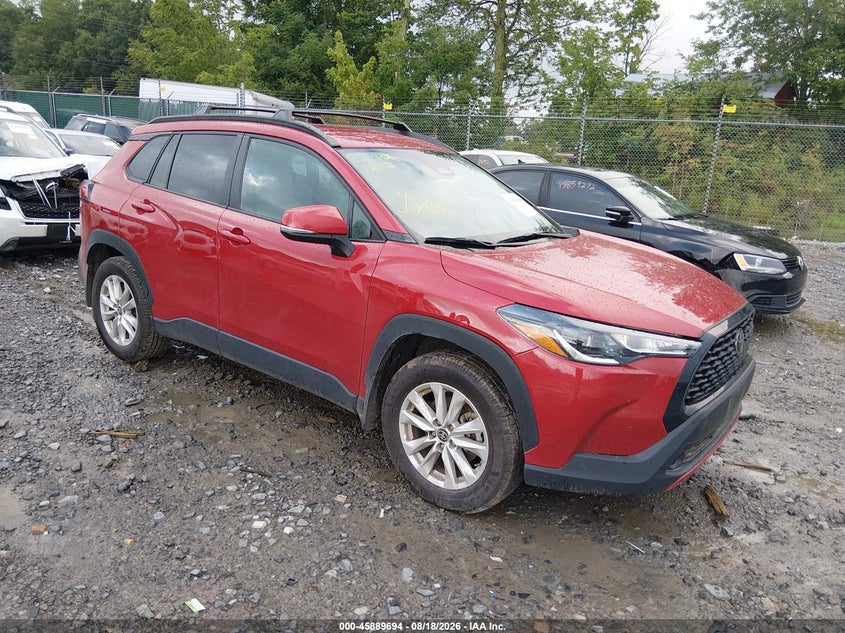 Photo of the 2024 TOYOTA COROLLA CROSS LE