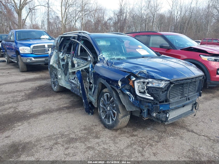 Photo of the 2022 GMC TERRAIN AWD SLT