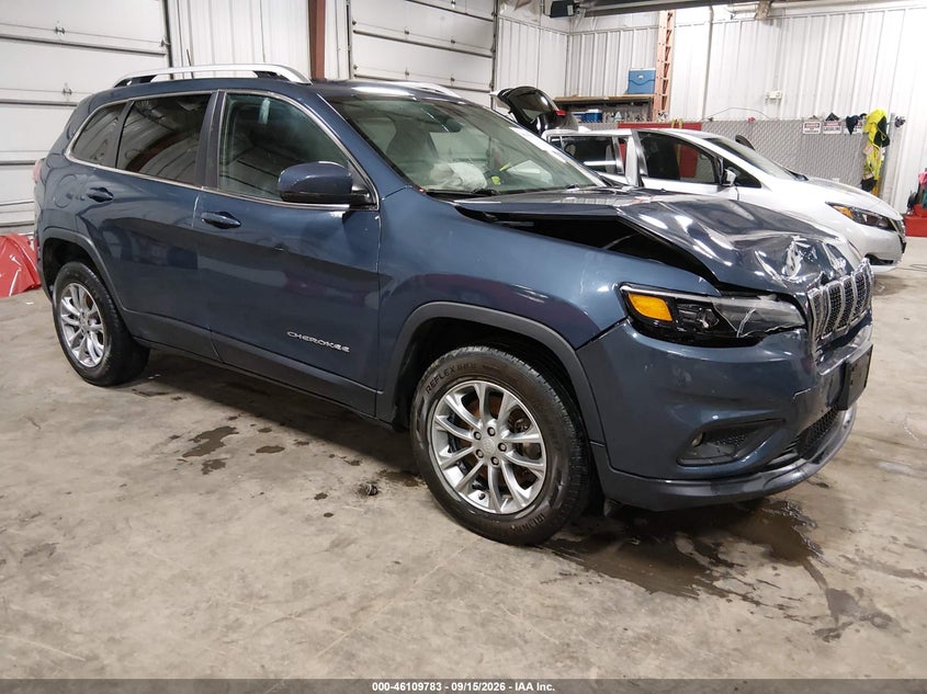 Photo of the 2019 JEEP CHEROKEE LATITUDE PLUS 4X4