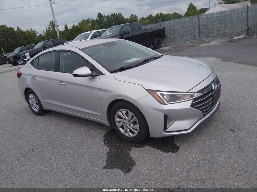 Photo of the 2019 HYUNDAI ELANTRA SE