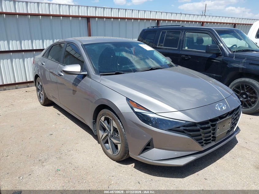 Photo of the 2023 HYUNDAI ELANTRA SEL