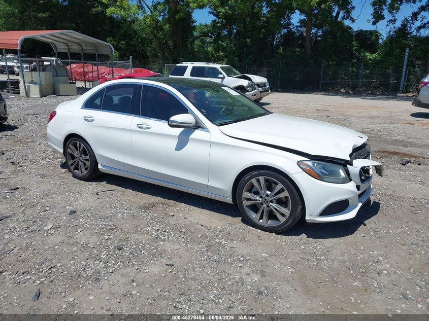 Photo of the 2017 MERCEDES-BENZ C 300