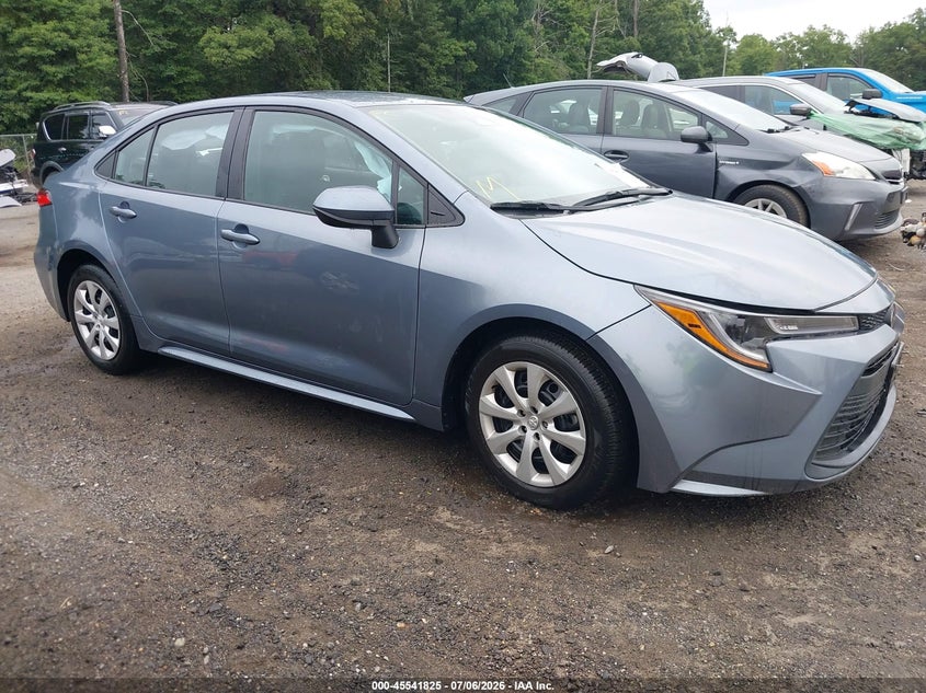 Photo of the 2024 TOYOTA COROLLA LE