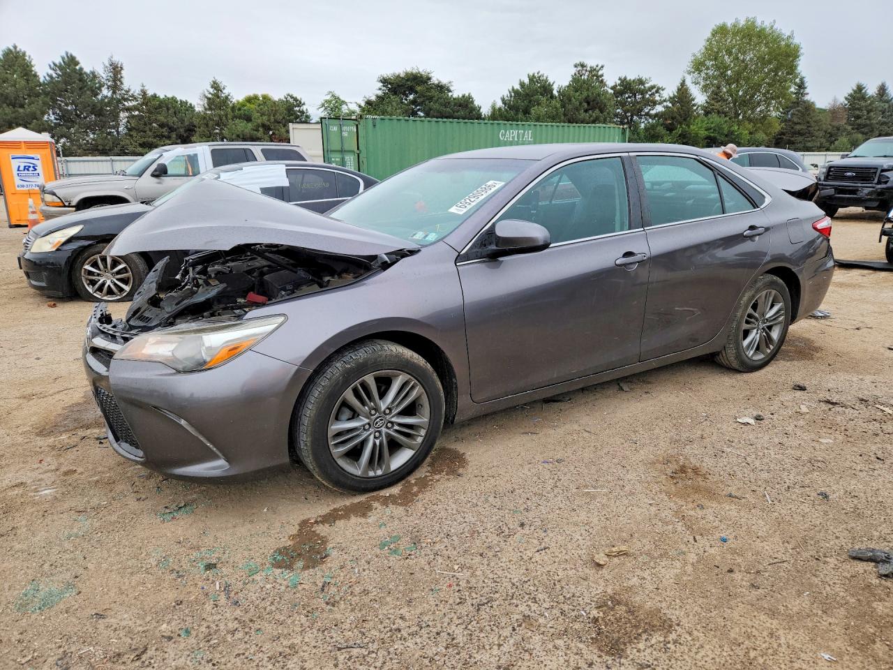 Photo of the 2017 TOYOTA CAMRY SE