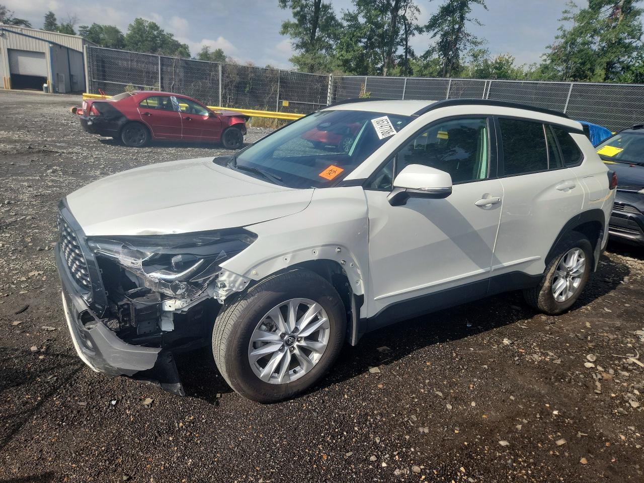 Photo of the 2023 TOYOTA COROLLA CROSS LE
