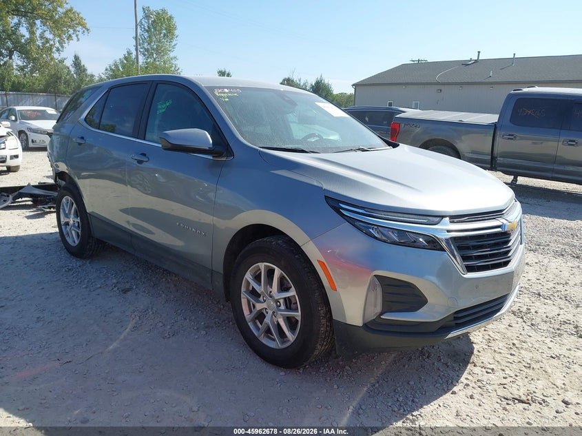 Photo of the 2023 CHEVROLET EQUINOX FWD LT