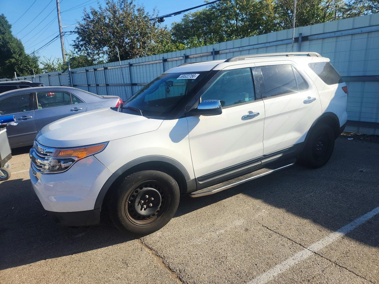 Photo of the 2014 FORD EXPLORER