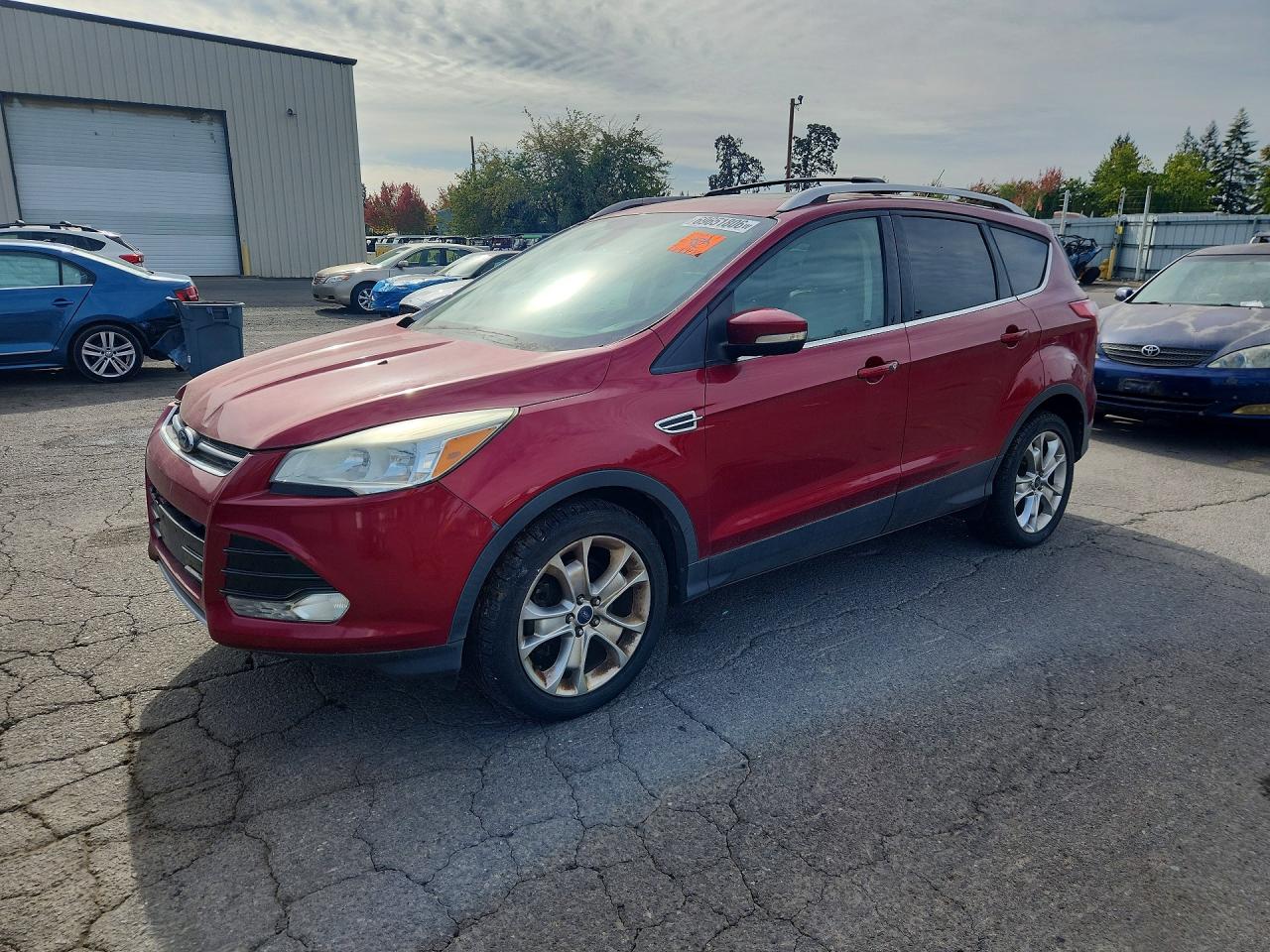 Photo of the 2014 FORD ESCAPE TITANIUM