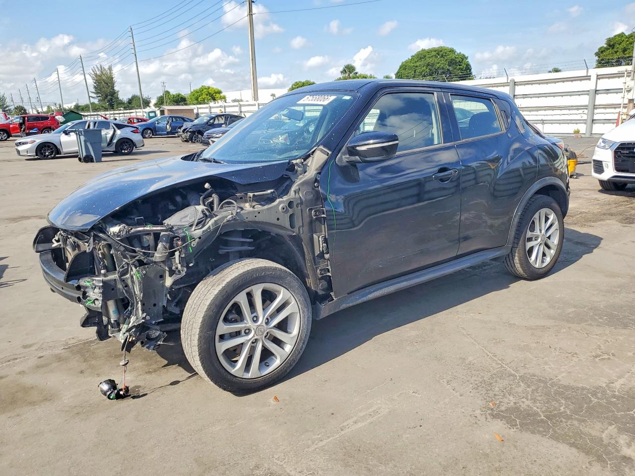 Photo of the 2015 NISSAN JUKE S