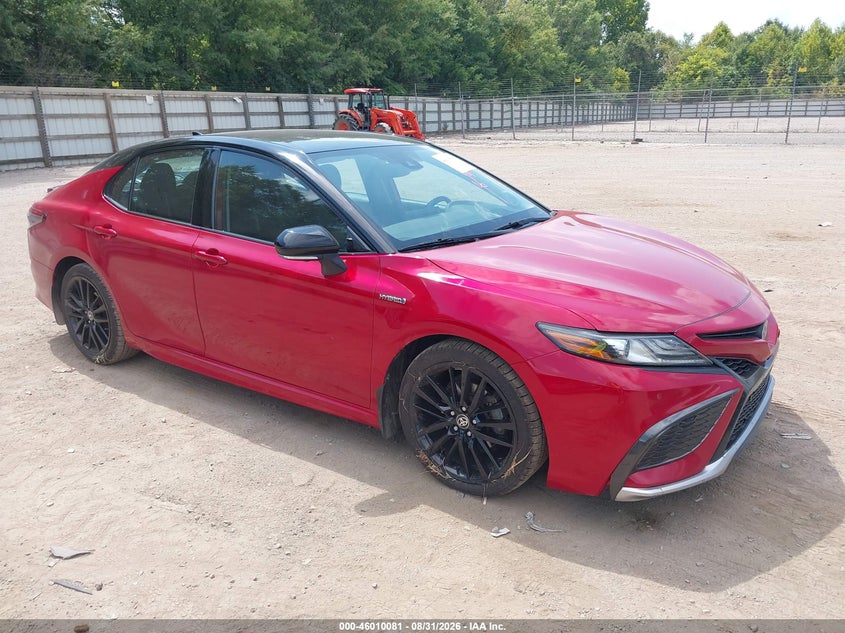 Photo of the 2021 TOYOTA CAMRY XSE HYBRID