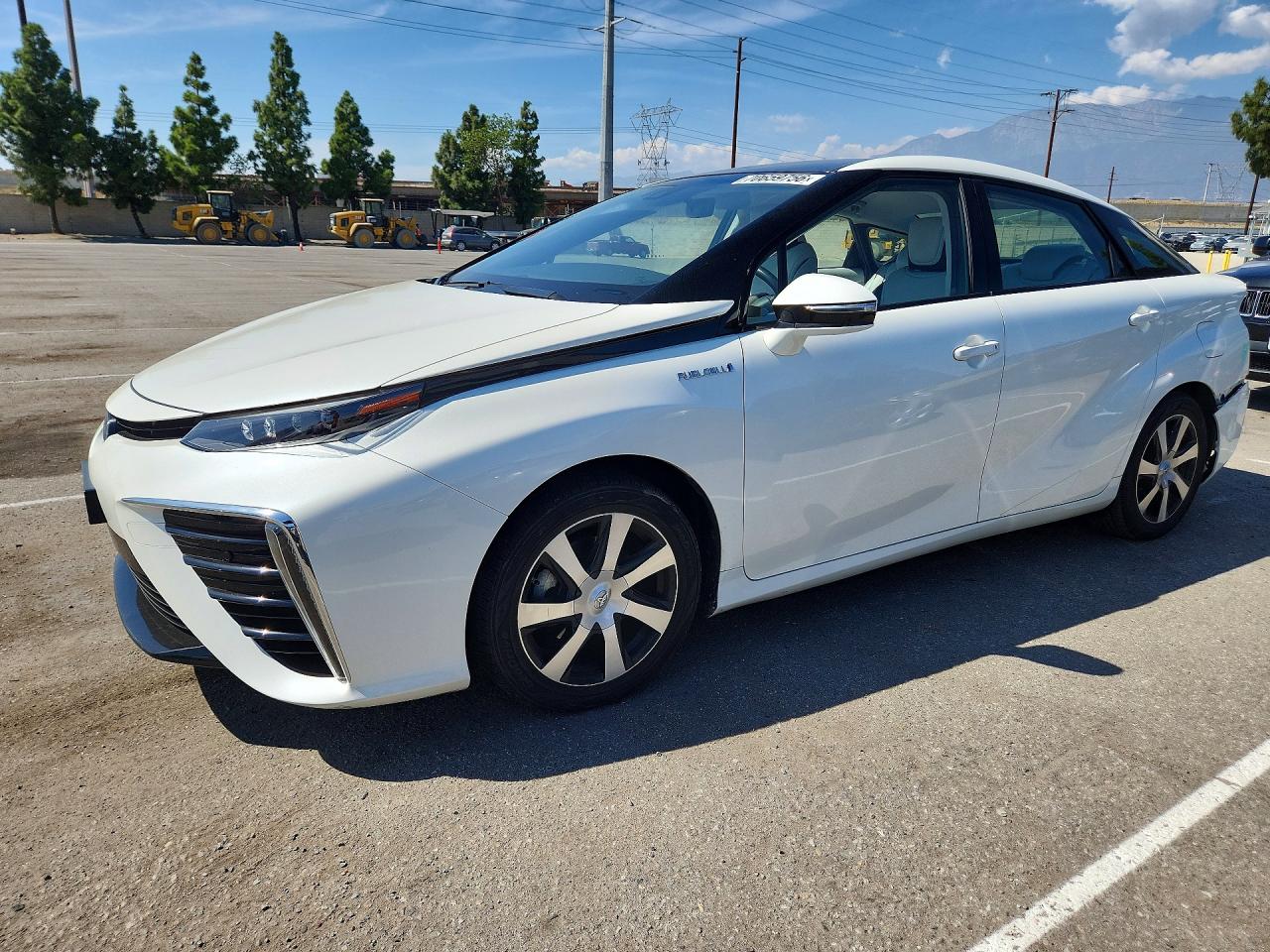 Photo of the 2019 TOYOTA MIRAI BASE