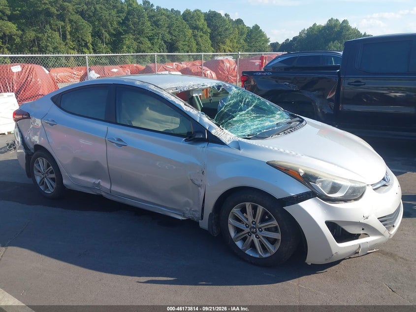 Photo of the 2015 HYUNDAI ELANTRA SE