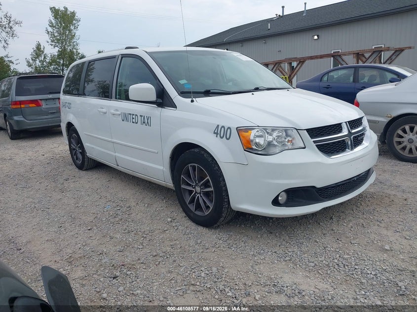 Photo of the 2017 DODGE GRAND CARAVAN SXT