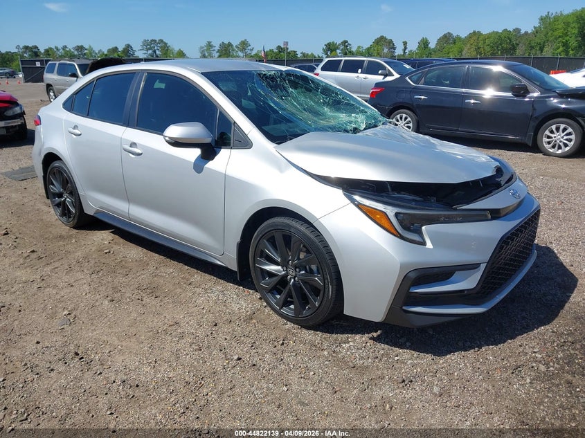 Photo of the 2024 TOYOTA COROLLA SE